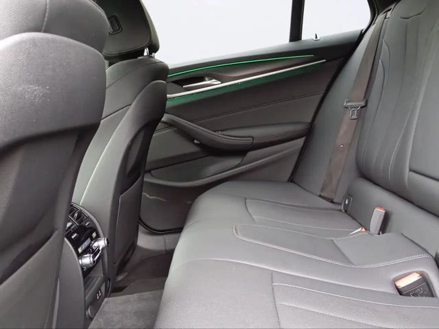 BMW 530 530e M-Sport Touring