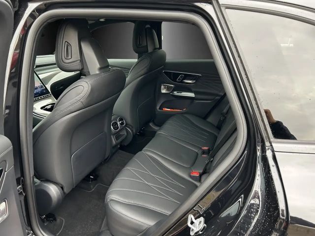 Mercedes-Benz GLC 300 AMG Line