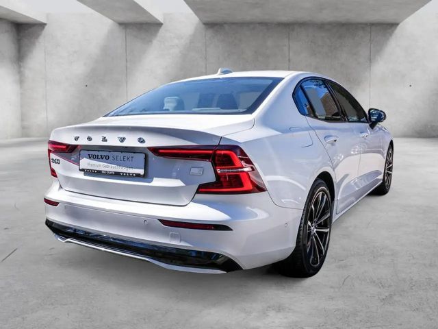 Volvo S60 AWD Dark Recharge Ultimate