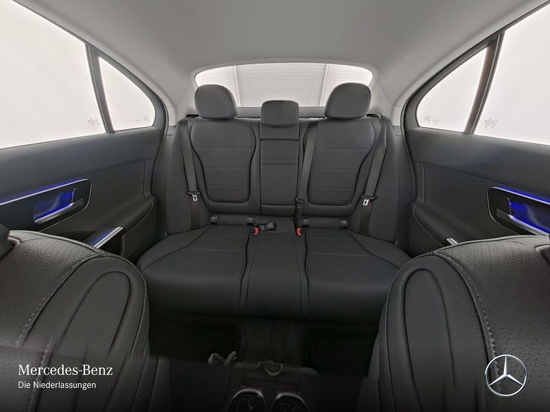 Mercedes-Benz C 180 Sedan