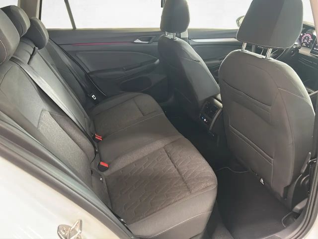 Volkswagen Golf 1.5 eTSI DSG Life Variant