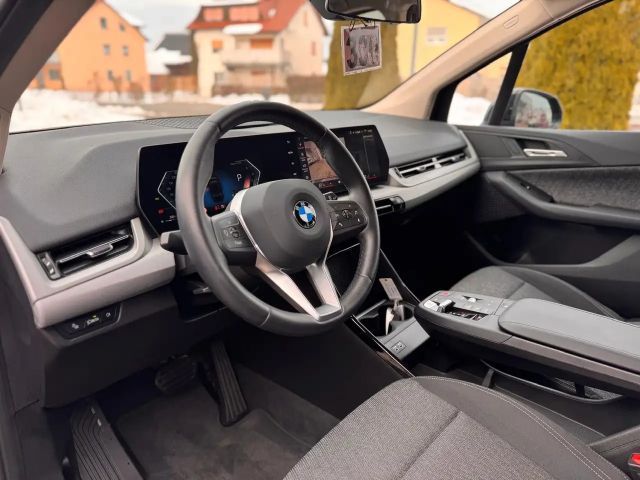 BMW 218 KAMERA DAB KLIMAAUTO LED NAVI