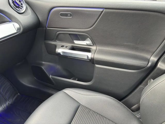 Mercedes-Benz GLB 200 4MATIC Progressive