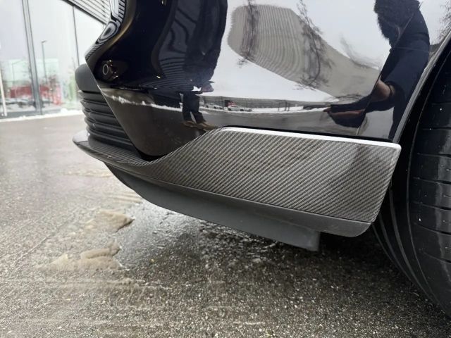 Porsche Taycan Turbo