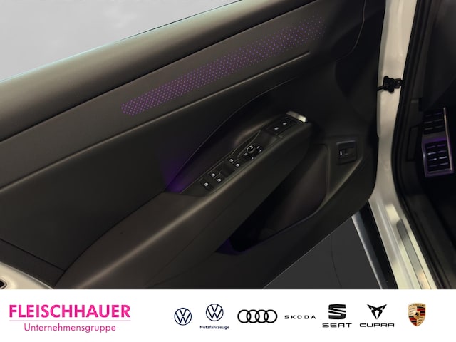 Volkswagen T-Roc 1.5 eTSI DSG R-Line