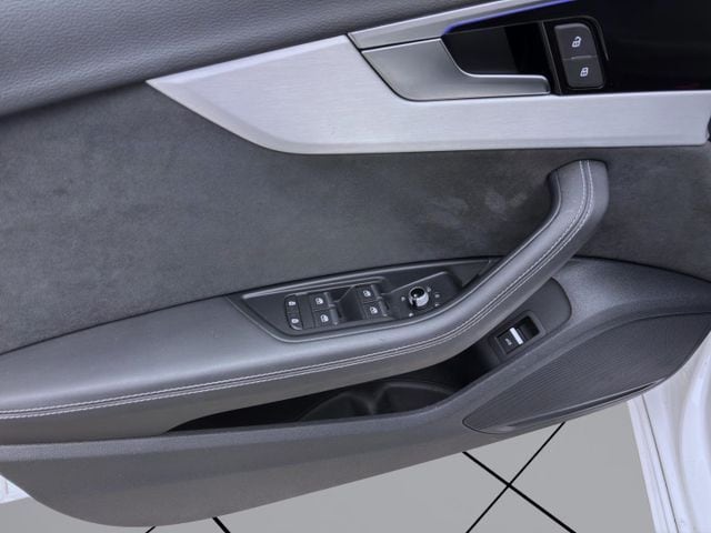 Audi A4 40 TDI Avant S-Line S-Tronic