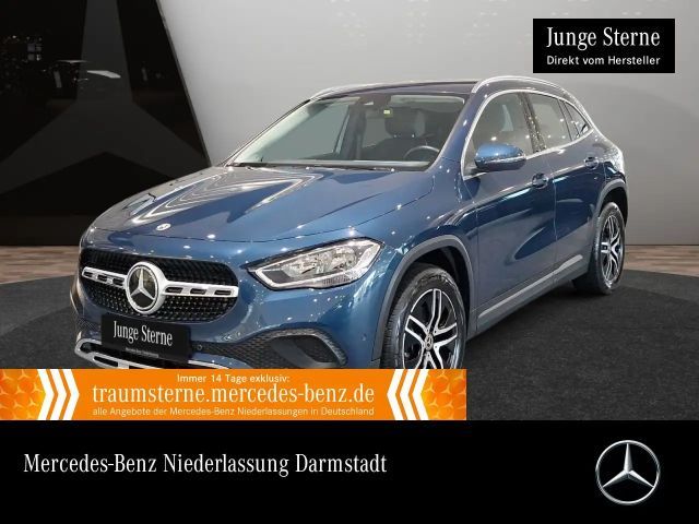 Mercedes-Benz GLA 200 Progressive