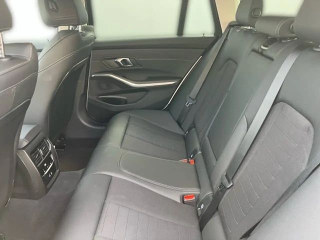 BMW 320 320d Touring xDrive