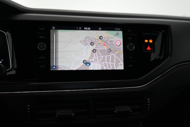 Volkswagen Polo 1.0 TSI DSG R-Line