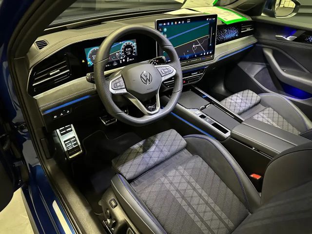 Volkswagen Passat 4Motion R-Line Variant