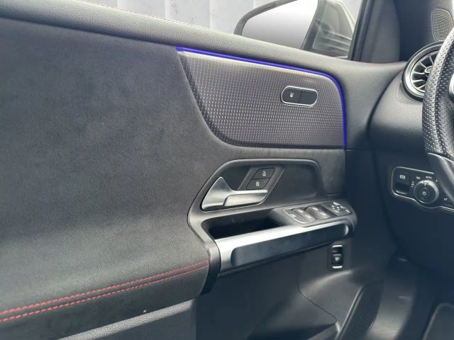 Mercedes-Benz EQB 300 4MATIC AMG Line