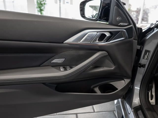 BMW M4 Cabrio Competition xDrive