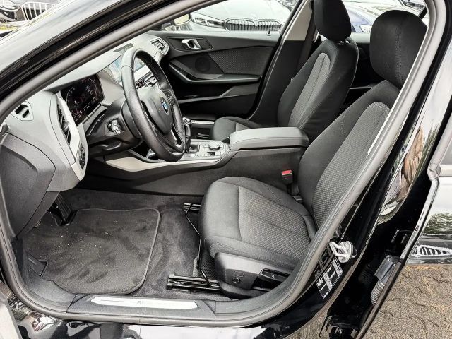 BMW 116 116d Advantage pakket Sedan