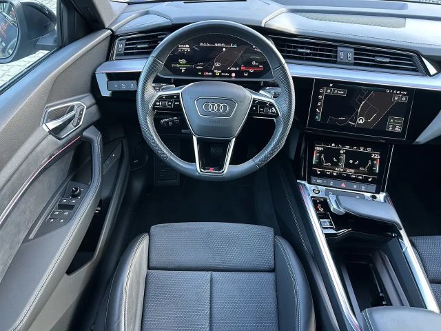Audi e-tron 55 S-Line