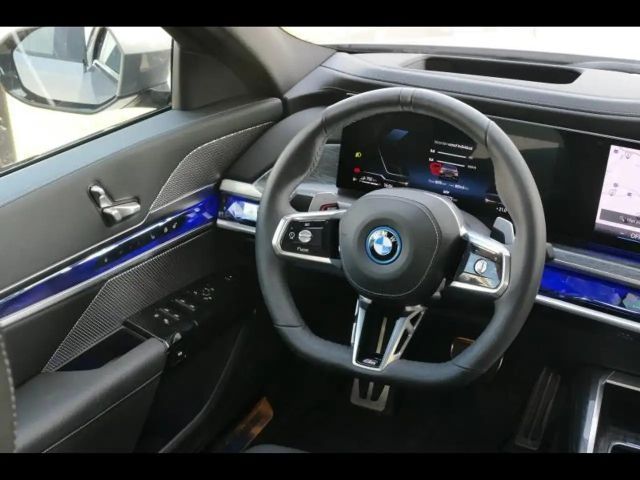 BMW 750 M-Sport Sedan xDrive