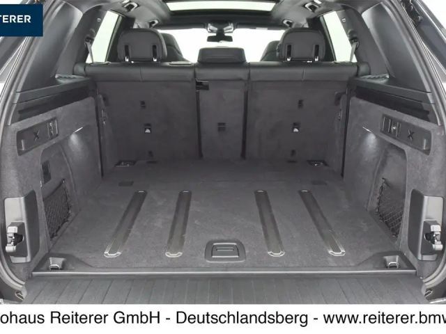 BMW X5 M50i xDrive