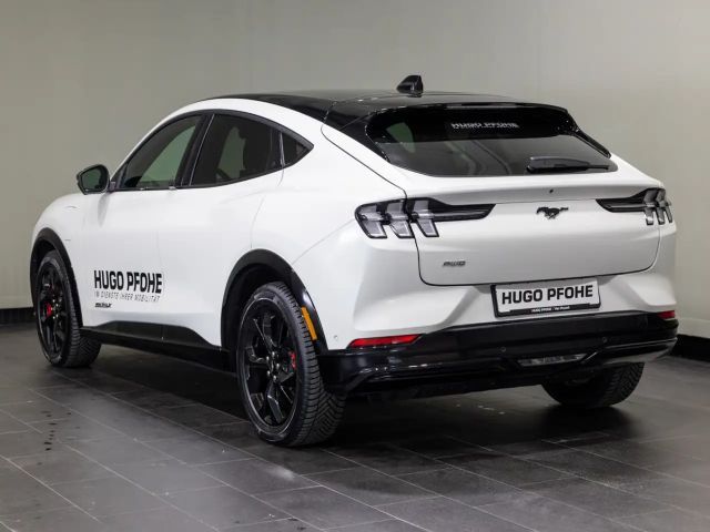 Ford Mustang Mach-E AWD Premium