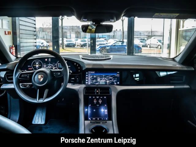 Porsche Taycan 4 Cross Turismo