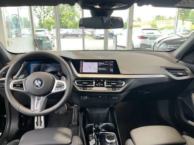 BMW 135 Sedan xDrive