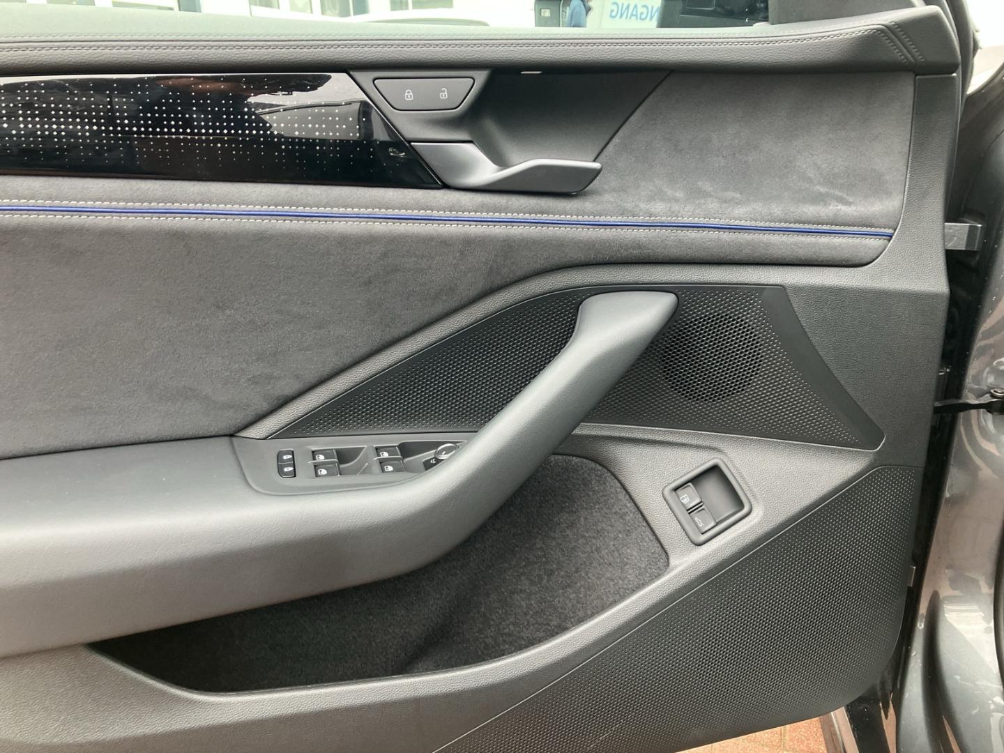 Volkswagen Passat DSG R-Line eHybrid