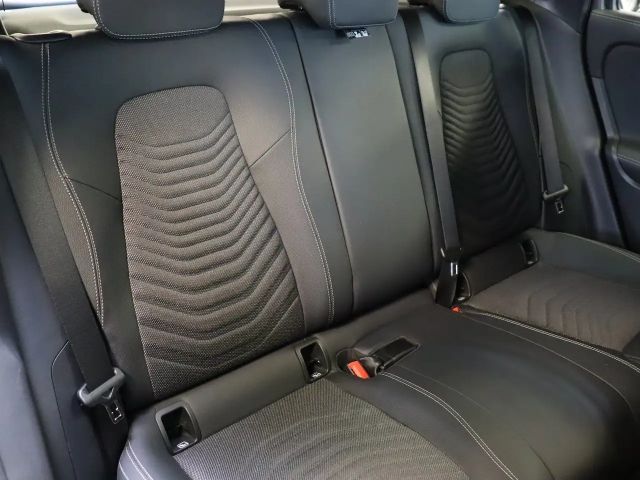 Mercedes-Benz GLA 180 Progressive