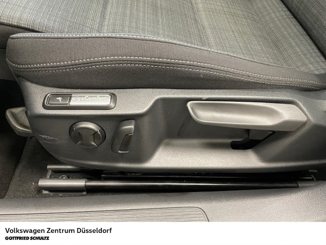 Volkswagen Passat 1.5 TSI Business DSG Variant