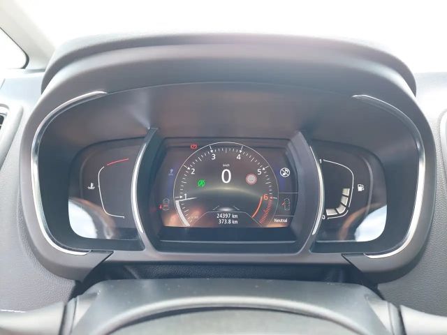 Renault Scenic TCe 140