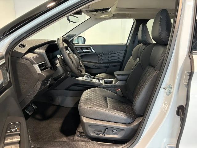 Mitsubishi Outlander 4WD PHEV