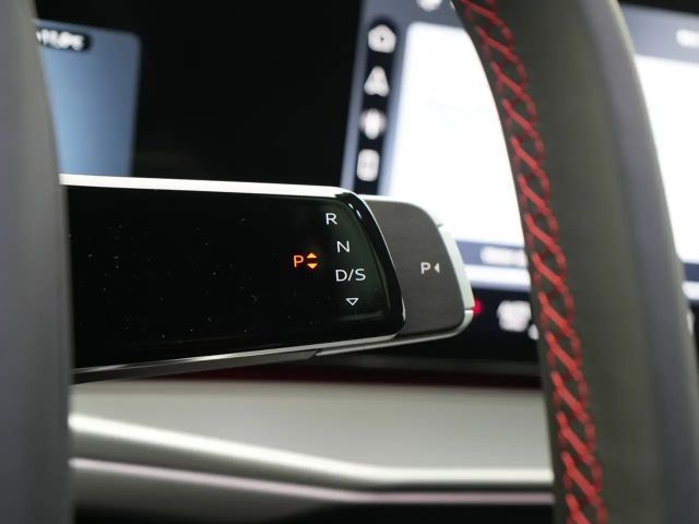 Audi Q3 S-Line S-Tronic