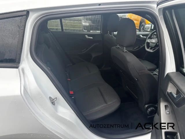 Ford Focus ST Line Wagon