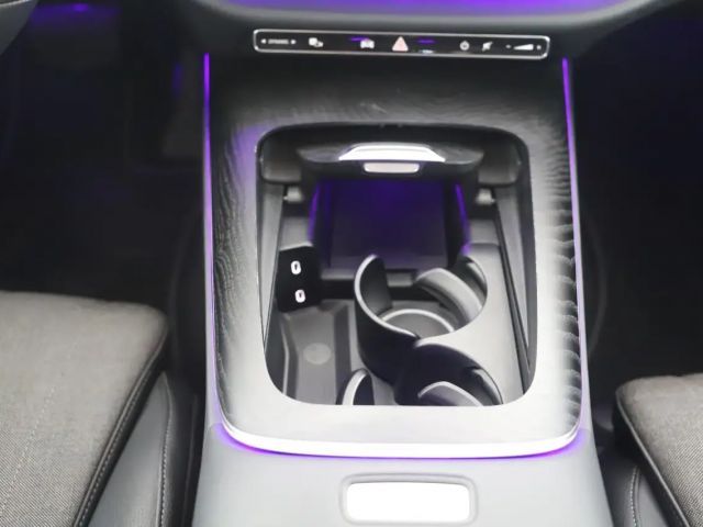 Mercedes-Benz E 200 AVANTGARDE Estate