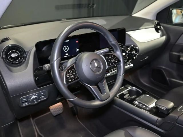 Mercedes-Benz B 250 B 250 e