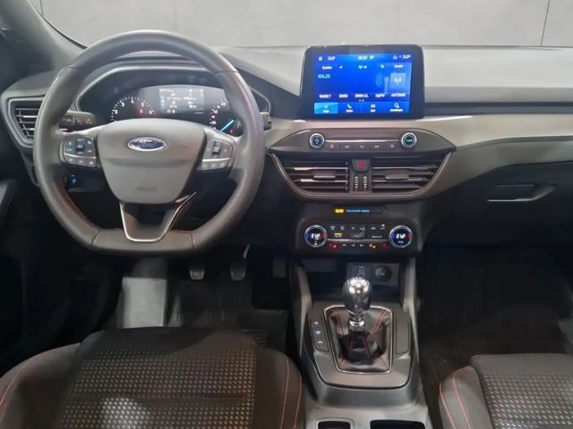 Ford Focus EcoBoost ST Line Style Wagon