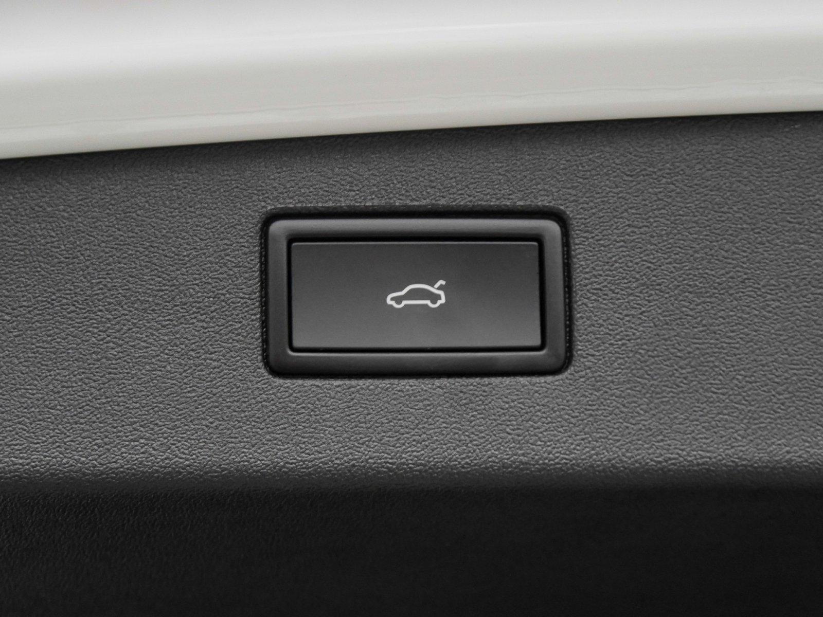 Volkswagen Tiguan 1.5 eTSI DSG IQ.Drive