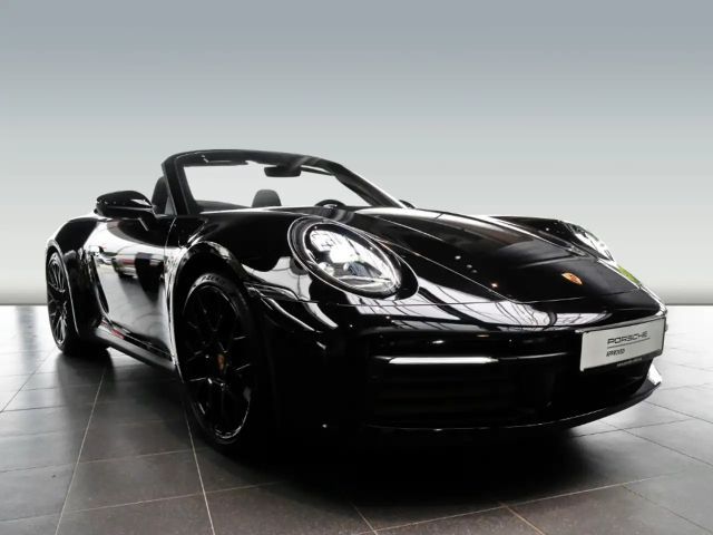 Porsche 992 Cabrio Carrera