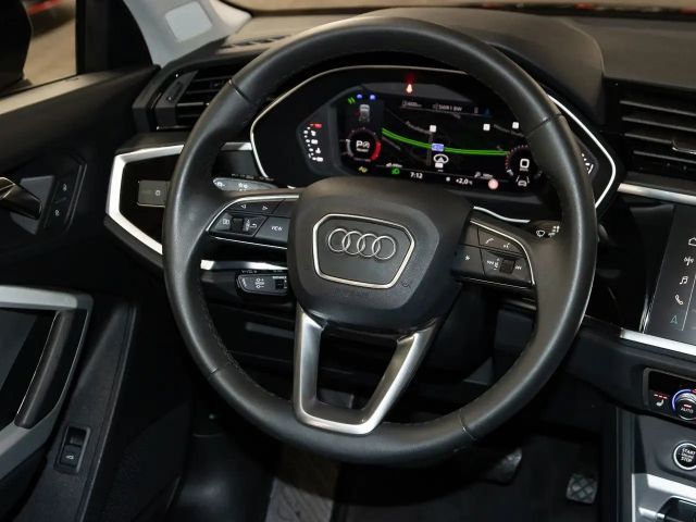 Audi Q3 35 TDI S-Tronic