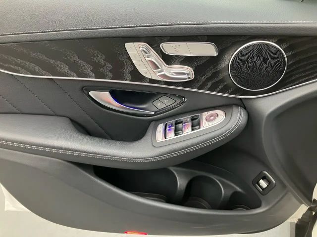 Mercedes-Benz GLC 300 4MATIC AMG Line