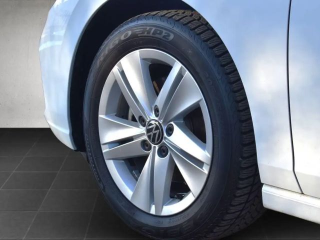 Volkswagen Golf 1.0 TSI Life