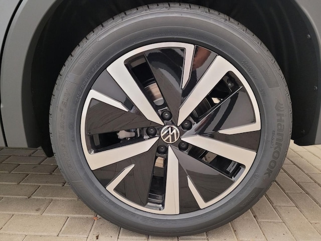 Volkswagen Tiguan 1.5 eTSI Elegance Elegance