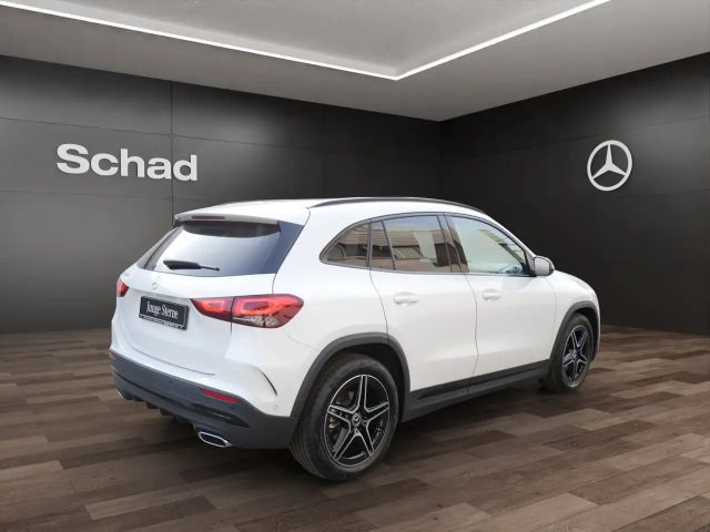 Mercedes-Benz GLA 200 AMG Line