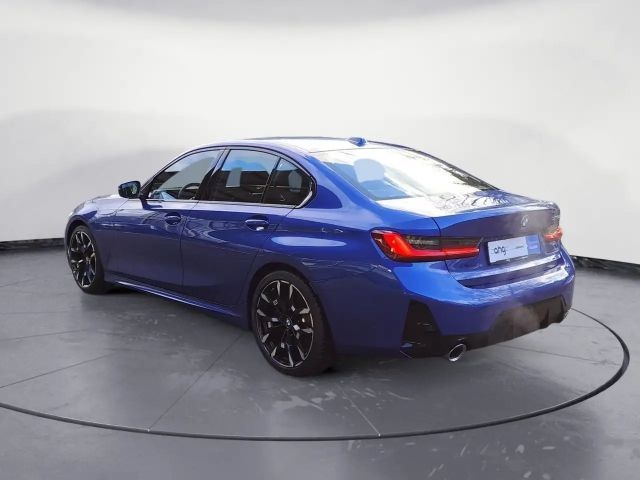 BMW 320 320d M-Sport Sedan