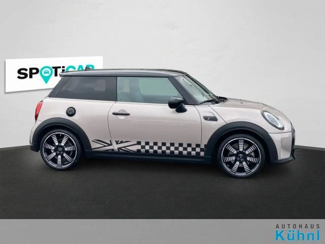 MINI Cooper S 3-türig Classic Trim/Autom./NAVI/LED/SD
