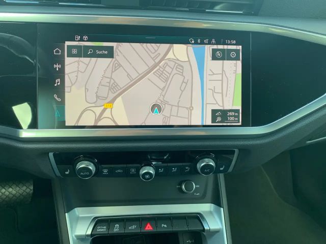 Audi Q3 S-Line S-Tronic