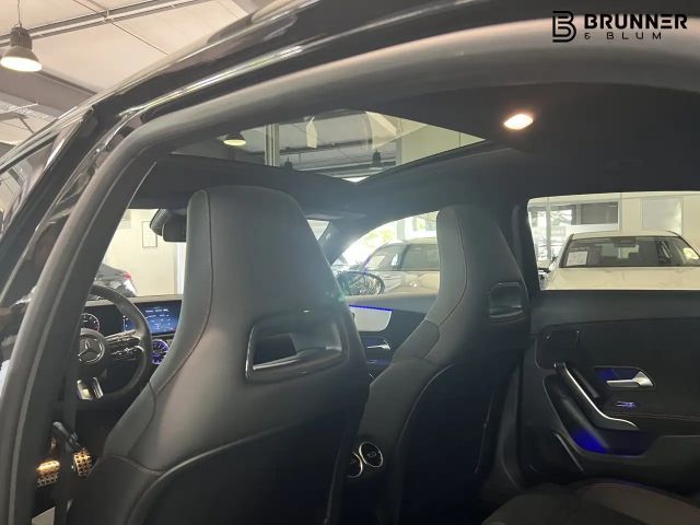 Mercedes-Benz A 250 4MATIC AMG Line