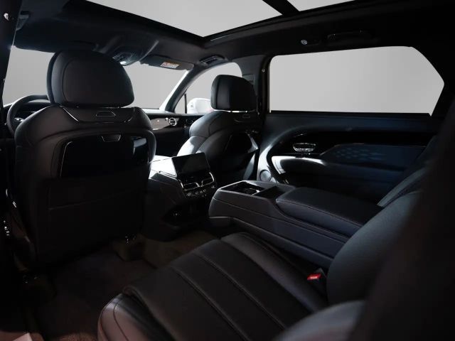 Bentley Bentayga V8