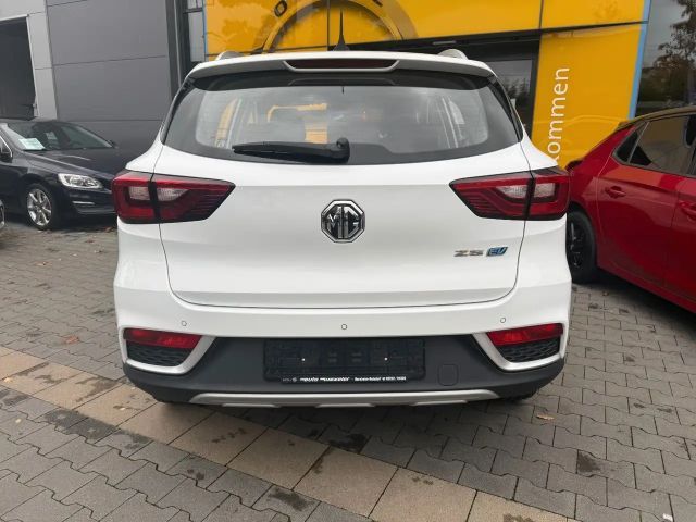 MG ZS Luxury