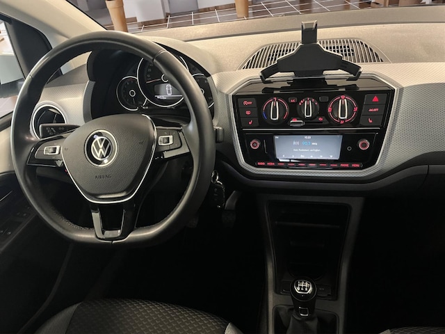 Volkswagen up! Move Move up!