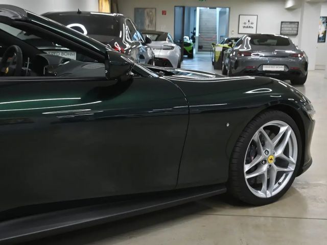 Ferrari Roma Spider