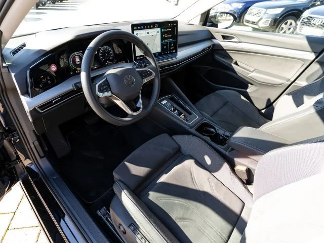 Volkswagen Golf DSG Life eHybrid