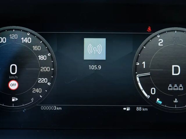 Land Rover Defender 3.0 90 D250 Dynamic SE